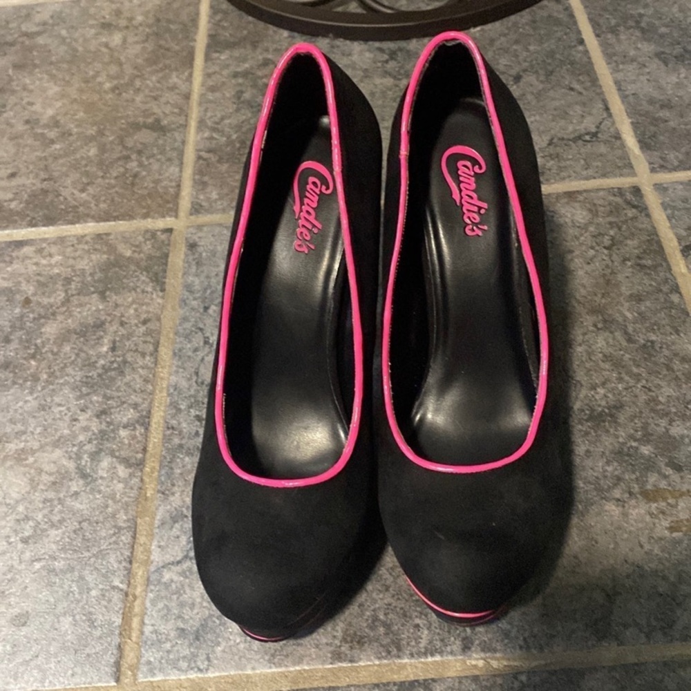 NEW Black with Pink Heels - Size 8.5 - Candies